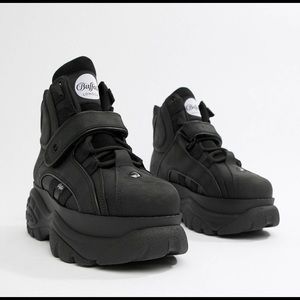 Buffalo Classic High Top Chunky Sole Sneakers